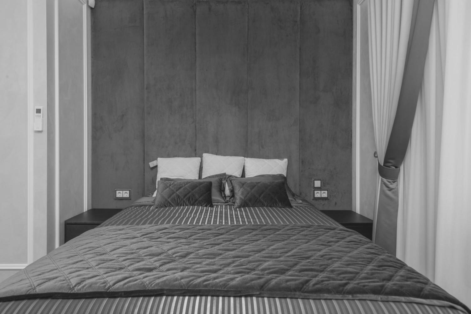 Community-focused learning environment with local participants